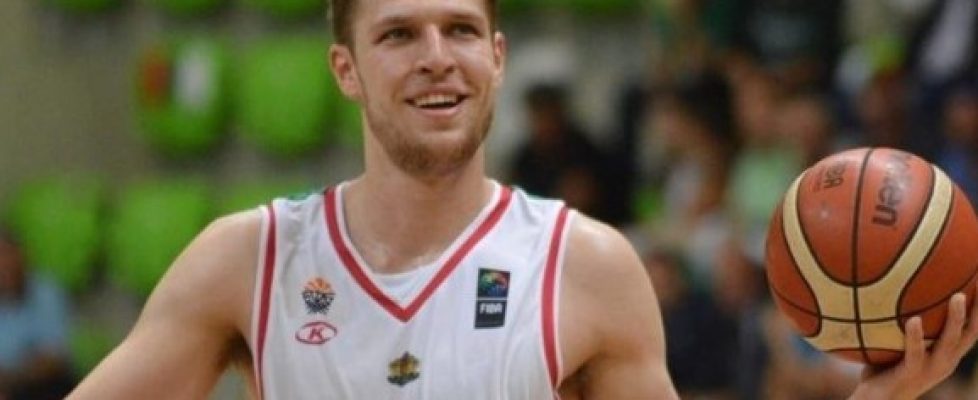 Олимпиакос е близо до осъществяването на сделка за нов договор с Александър Везенков , bet365 ,efbet