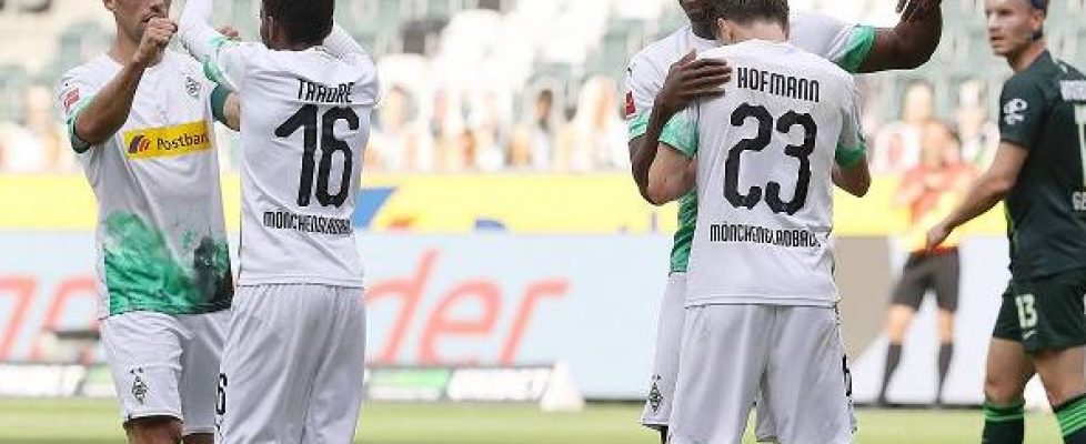 Борусия (Мьонхенгладбах) победи с 3:1 последния в класирането Падерборн bet365