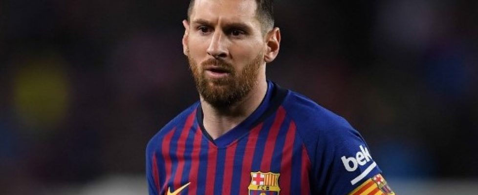 Лионел Меси ще играе на “Камп Ноу” и през новия сезон bet365