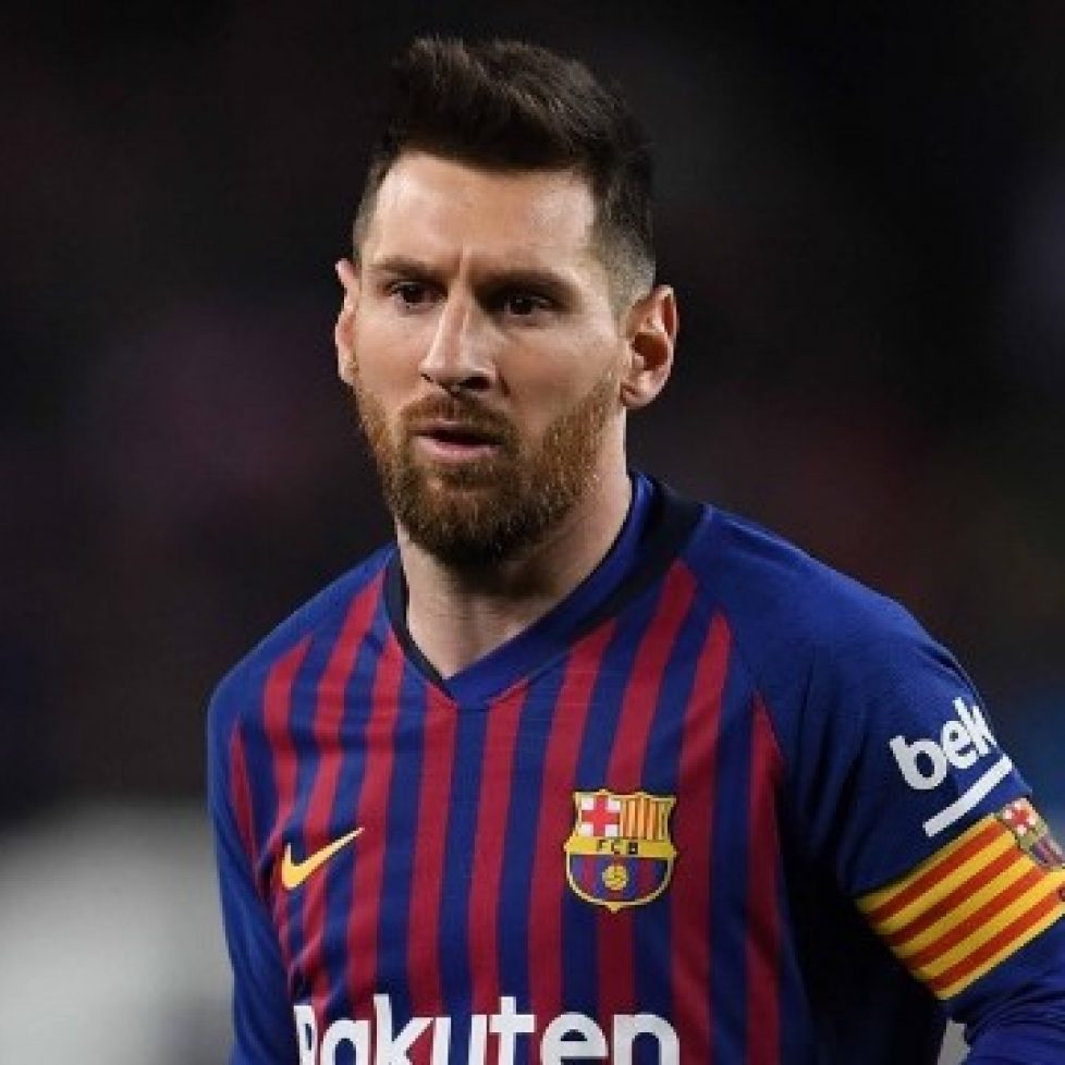 Лионел Меси ще играе на “Камп Ноу” и през новия сезон bet365