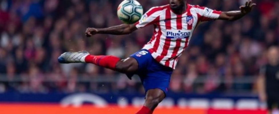 Арсенал е отправил предложение да утрои заплатата на Томас Партей bet365