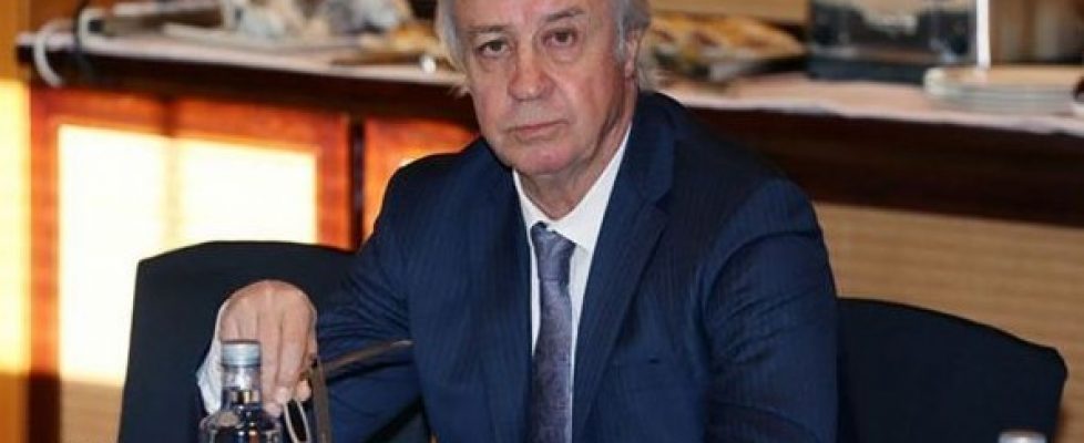 Карлес Тускетс е назначен за временно изпълняващ длъжността президент на Барселона bet365