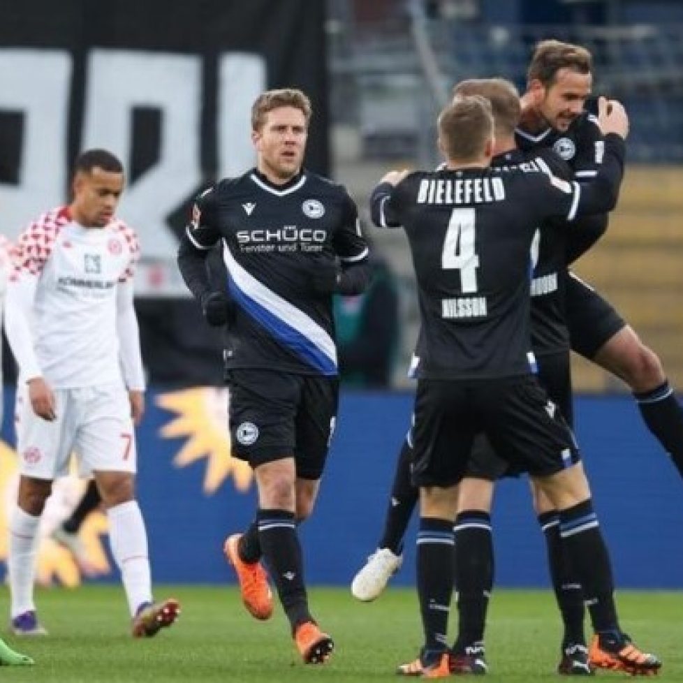 Арминия Билефелд победи с 2:1 Майнц 05 bet365
