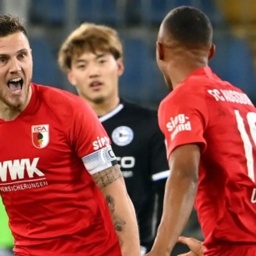 Аугсбург победи с 1:0 Арминия Билефелд bet365