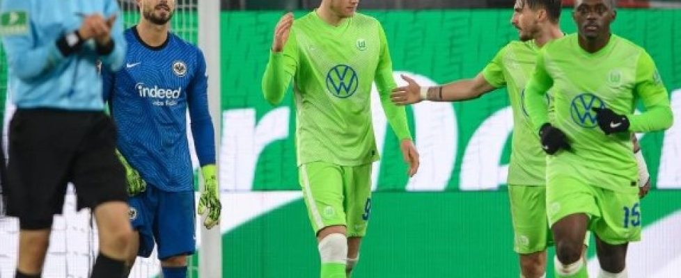 Волфсбург победи с 2:1 Айнтрахт Франкфурт bet365