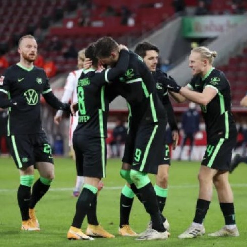 Кьолн и Волфсбург завършиха наравно 2:2 bet365