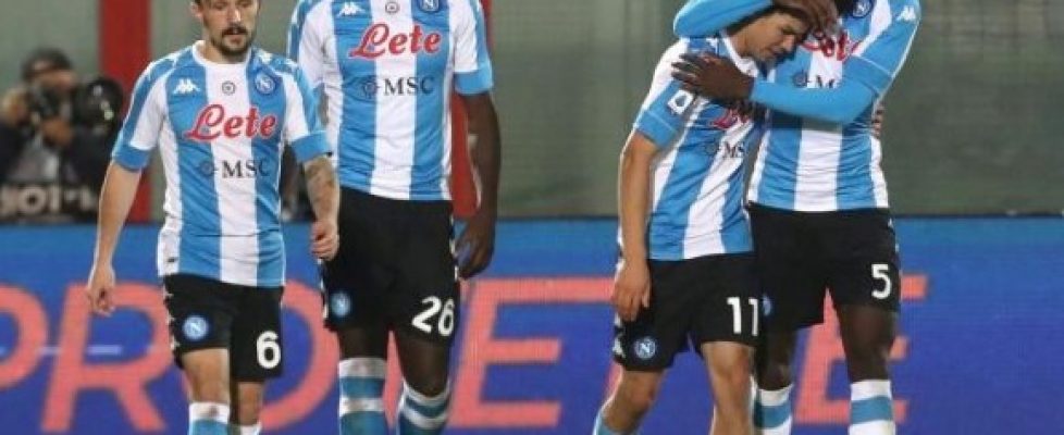 Наполи постигна победа с 4:0 при гостуването си на Кротоне bet365