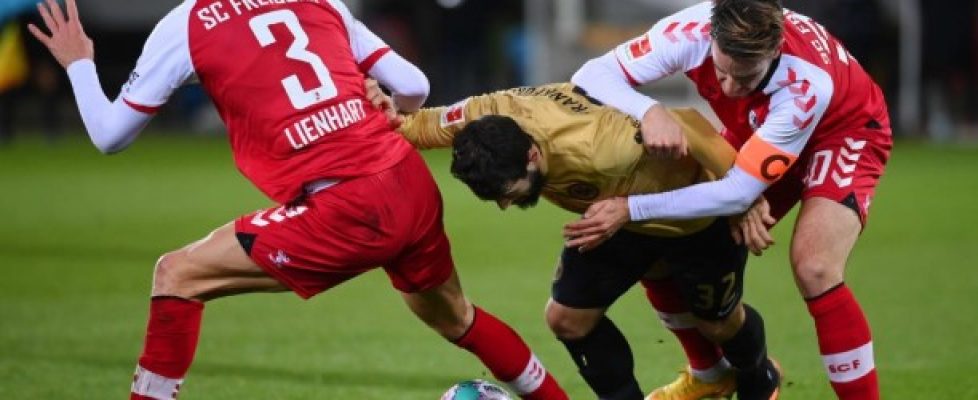 Айнтрахт Франкфурт и Фрайбург завършиха при резултат 2:2 bet365