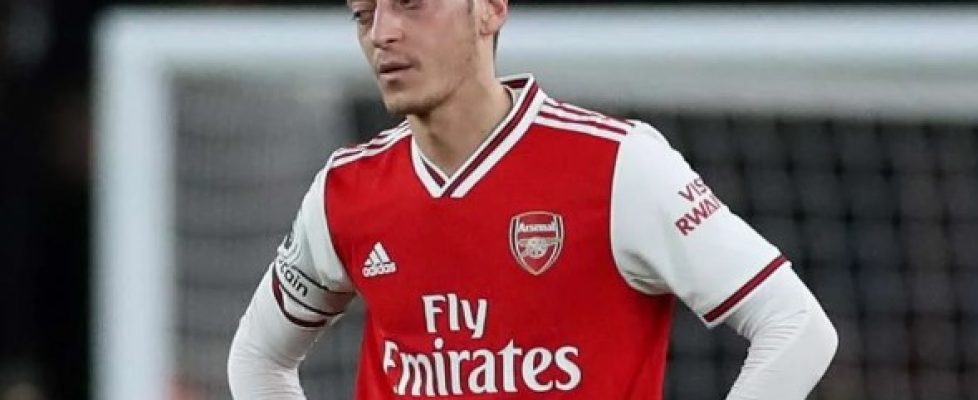 Халфът на Арсенал Месут Йозил може да продължи кариерата си в МЛС bet365