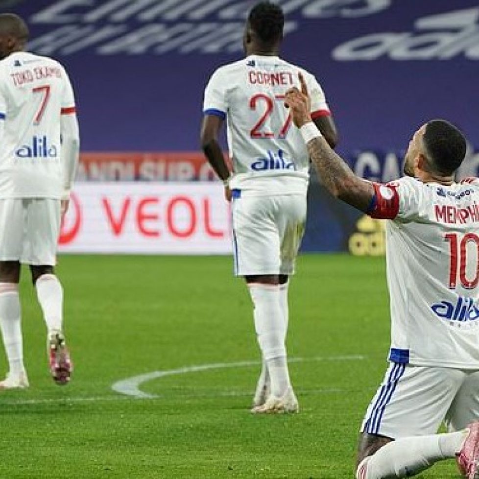 Лион победи с 3:0 Страсбург bet365