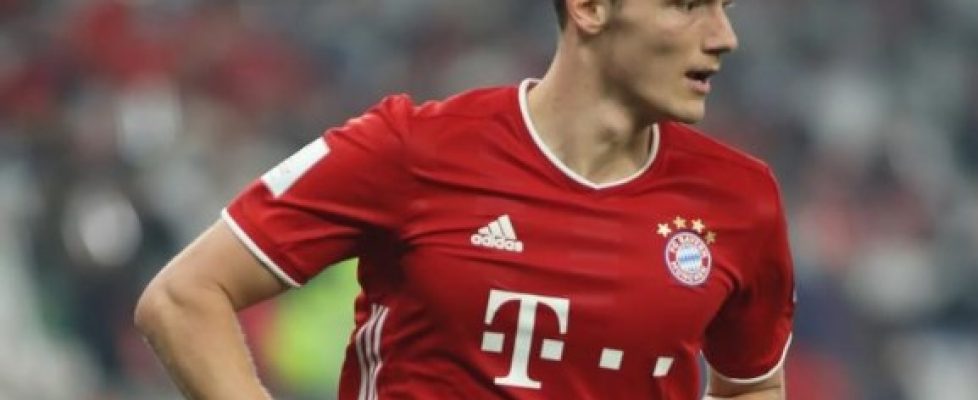 Десният бек на Байерн (Мюнхен) Бенжамен Павар е подновил тренировки bet365
