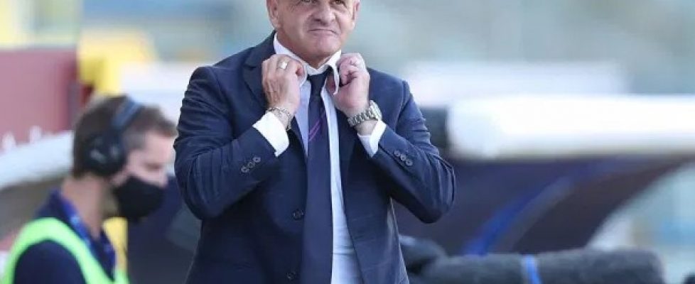 Джузепе Якини беше назначен за старши треньор на Фиорентина bet365