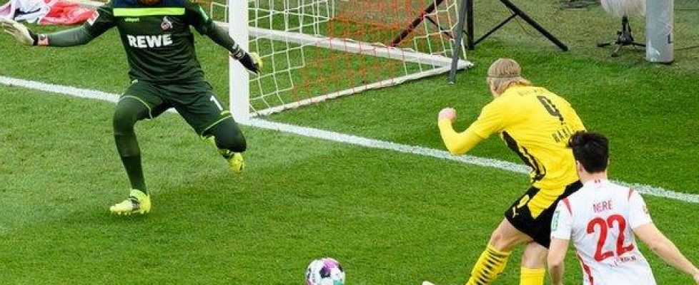 Кьолн и Борусия (Дортмунд) завършиха наравно 2:2 bet365