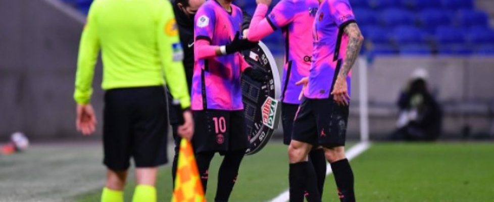 Пари Сен Жермен победи с 4:2 Лион bet365