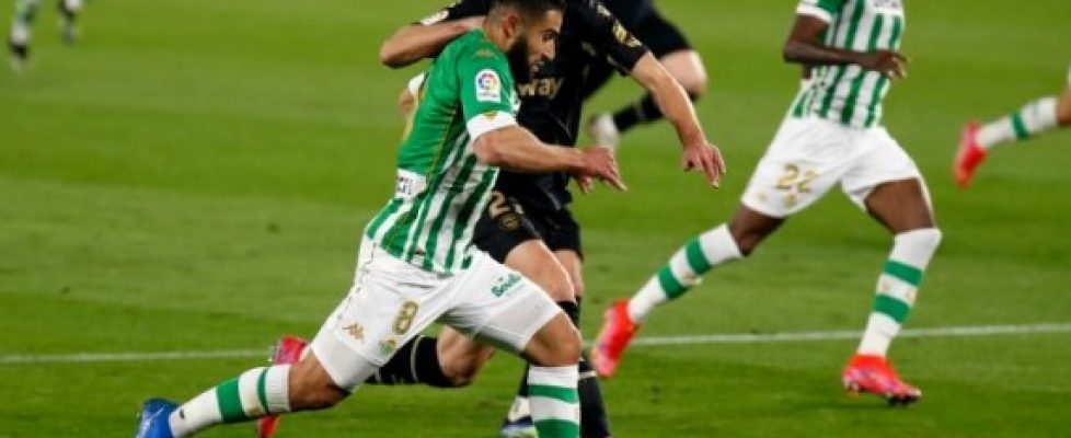 Реал Бетис победи с 3:2 Алавес bet365