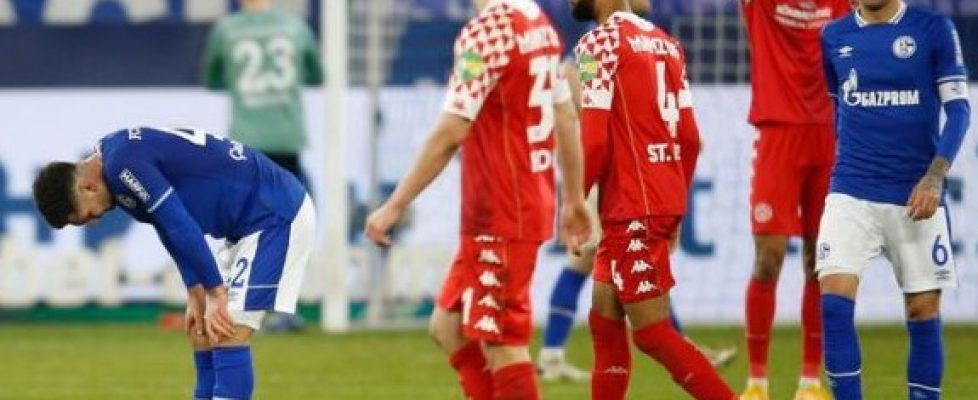 Шалке 04 и Майнц 05 завършиха при резултат 0:0 bet365