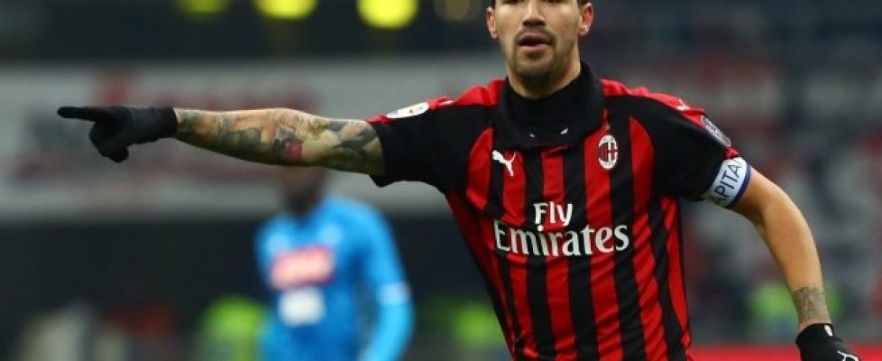 Барселона следи отблизо защитника на Милан Алесио Романьоли bet365