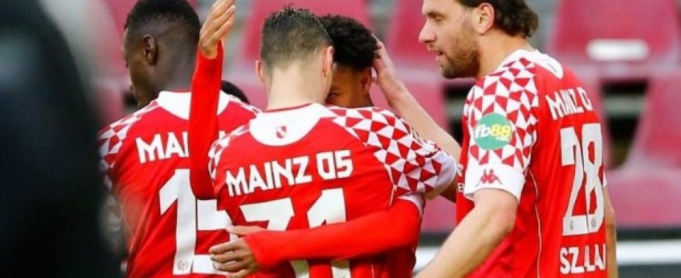 Майнц 05 победи с 3:2 Кьолн bet365