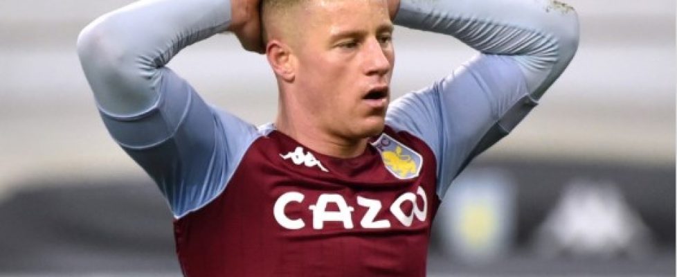 Астън Вила най-вероятно няма да откупи правата на полузащитника Рос Баркли bet365