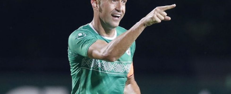 Мартин Камбуров няма да си търси нов отбор през лятото bet365