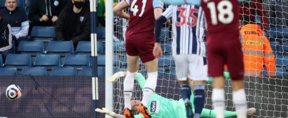 Уест Хам постигна победа с 3:1 в гостуването си на Уест Бромич bet365