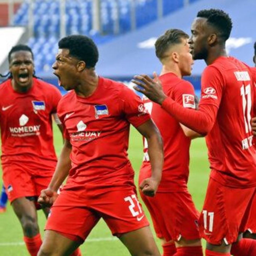 Херта победи с 2:1 като гост изпадналия вече тим на Шалке 04 bet365