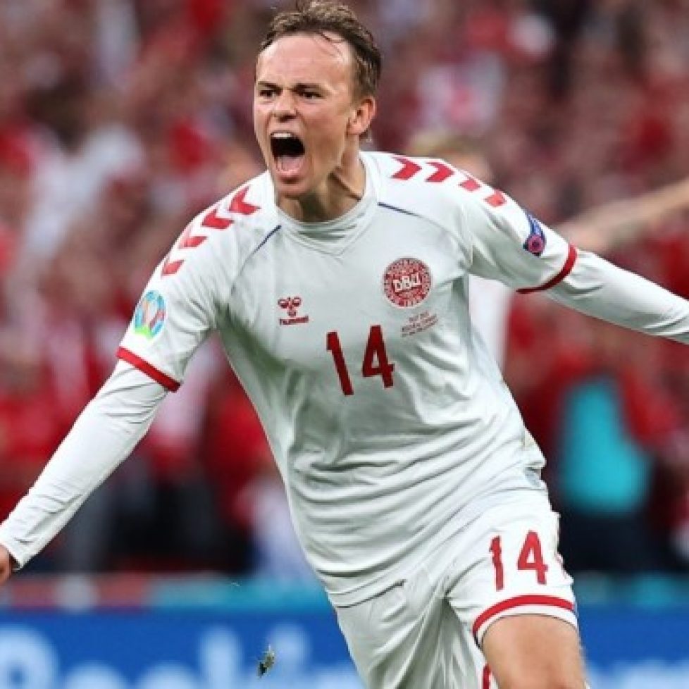 Масимо Фереро разкри каква е цената на 20-годишния талант Микел Дамсгор bet365
