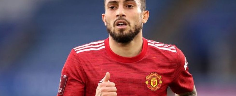 Рома се опитва да привлече левия бек на Манчестър Юнайтед Алекс Телеш bet365