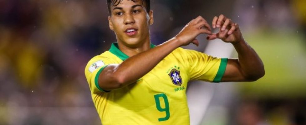 Ювентус се договори със Сантош за трансфера на нападателя Кайо Жорже bet365