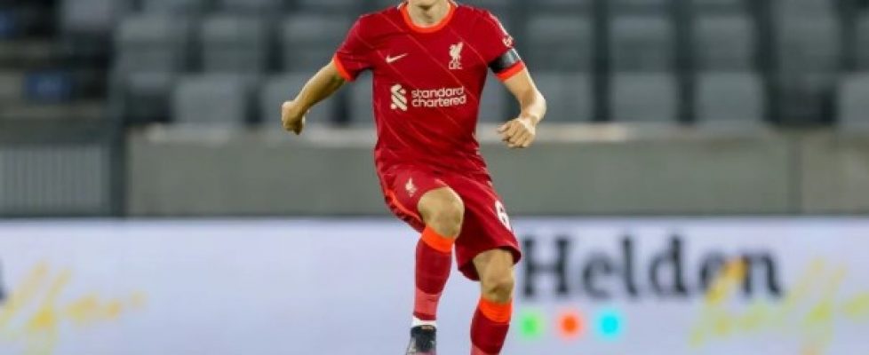 Ливърпул преотстъпва халфа Лейтън Кларксън на Блекбърн Роувърс bet365