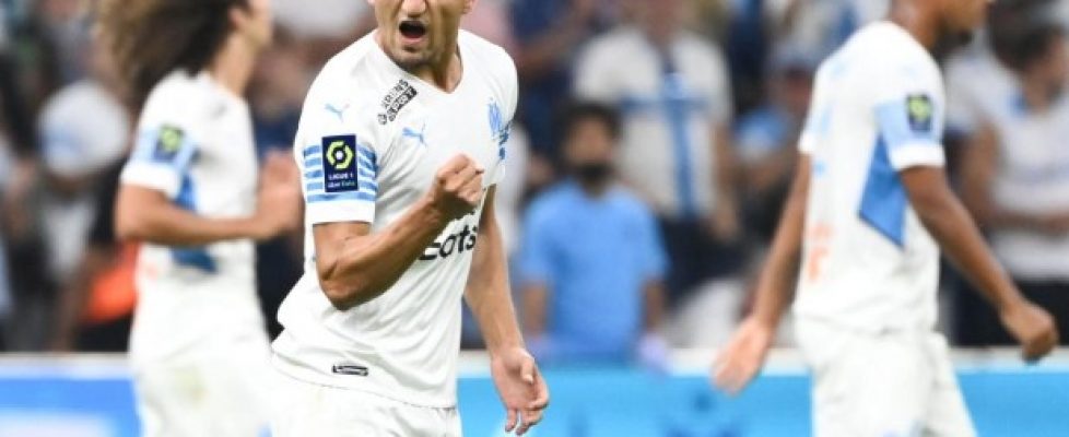 Олимпик Марсилия постигна победа с 3:1 над гостуващия Сент Етиен bet365