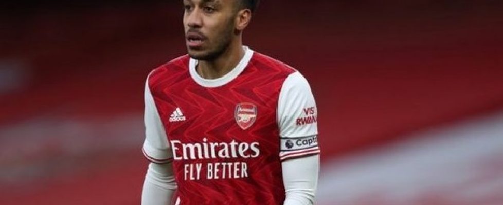Арсенал е готов да се раздели с двама основни нападатели bet365