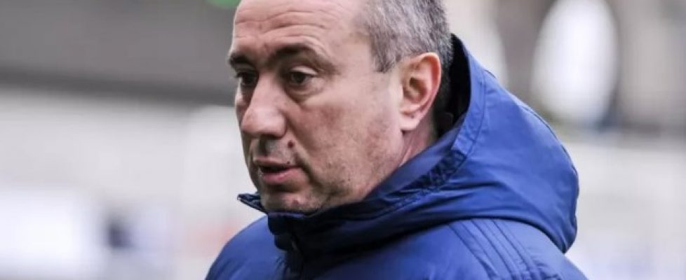 Ръководството на Левски ще започне преговори със Станимир Стоилов bet365