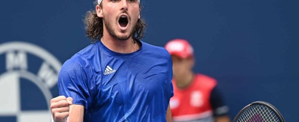 Стефанос Циципас се класира за полуфинал в Торонто bet365