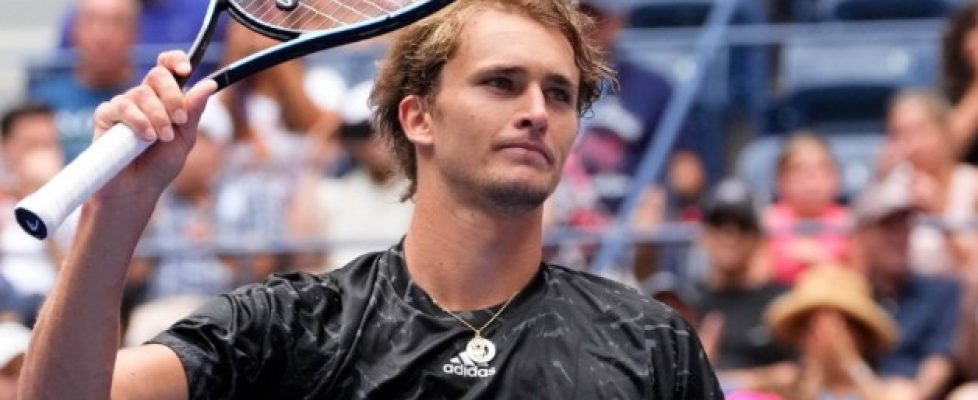 Александър Зверев се класира за 1/8-финала на US Open след отказване на Сок bet365