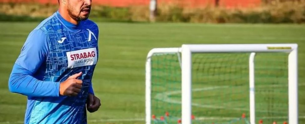 Валери Божинов направи първа тренировка със Славия bet365