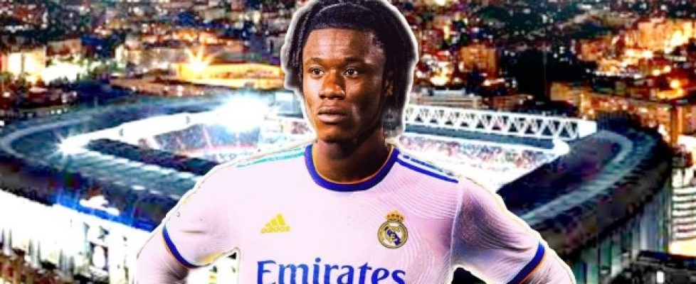 Новото попълнение на Реал Мадрид Едуардо Камавинга вече е в Мадрид bet365