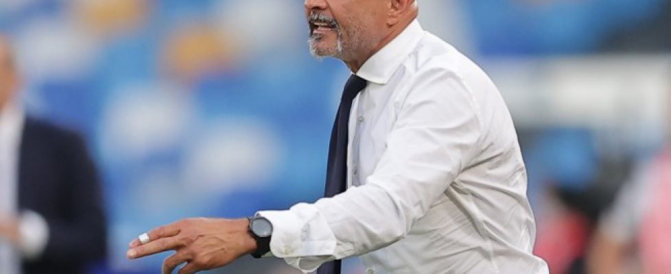 Лучано Спалети се изказа много ласкаво за защитника си Калиду Кулибали bet365