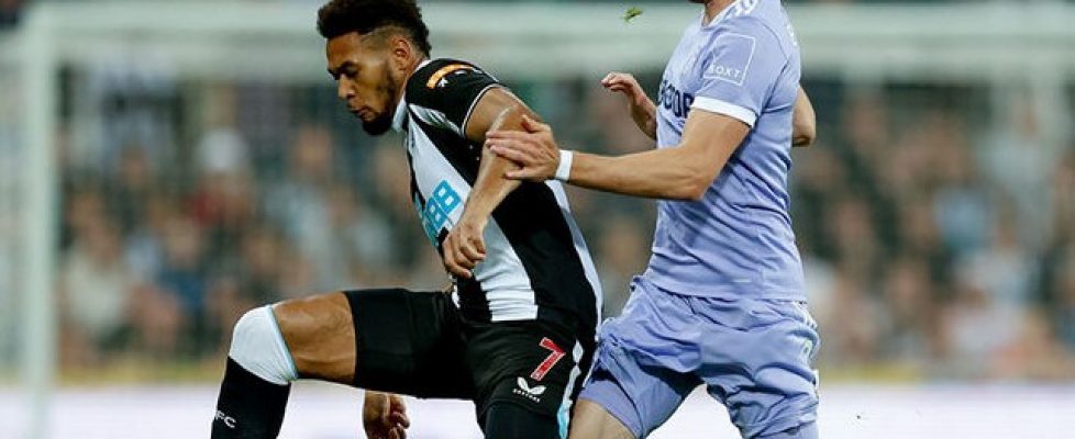Нюкасъл и Лийдс завършиха при резултат 1:1 bet365
