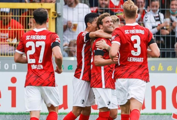 Фрайбург победи с 3:0 в днешното си домакинство на Аугсбург bet365
