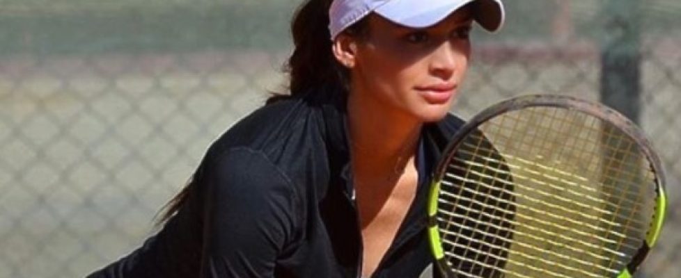 Ани Вангелова се класира за финала на двойки в Созопол bet365
