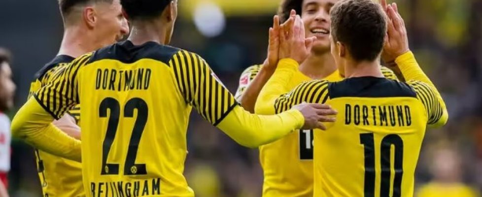 Борусия (Дортмунд) победи с 2:0 Кьолн bet365