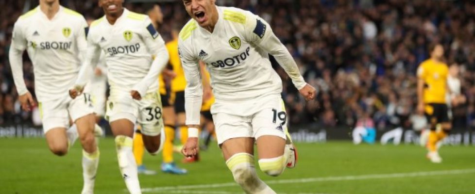 Лийдс и Уулвърхамптън завършиха при резултат 1:1 bet365