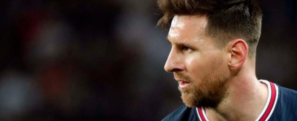 Лионел Меси може да играе на върха на атаката утре срещу Лил bet365