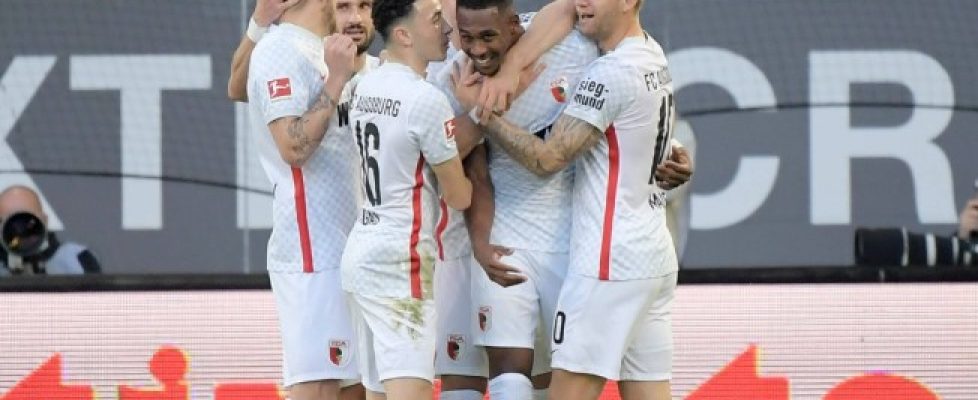 Аугсбург победи с 4:1 домакинството си на Щутгарт bet365