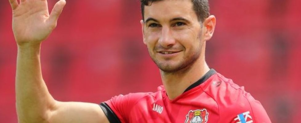 Нападателят на Байер (Леверкузен) Лукас Аларио иска да напусне клуба bet365