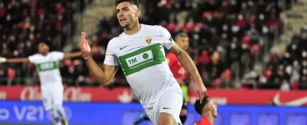 Барселона има интерес към нападателя на Елче Лукас Бойе bet365