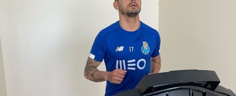 Севиля се разбра за трансфер с мексиканския халф Хесус "Текатито" Корона bet365
