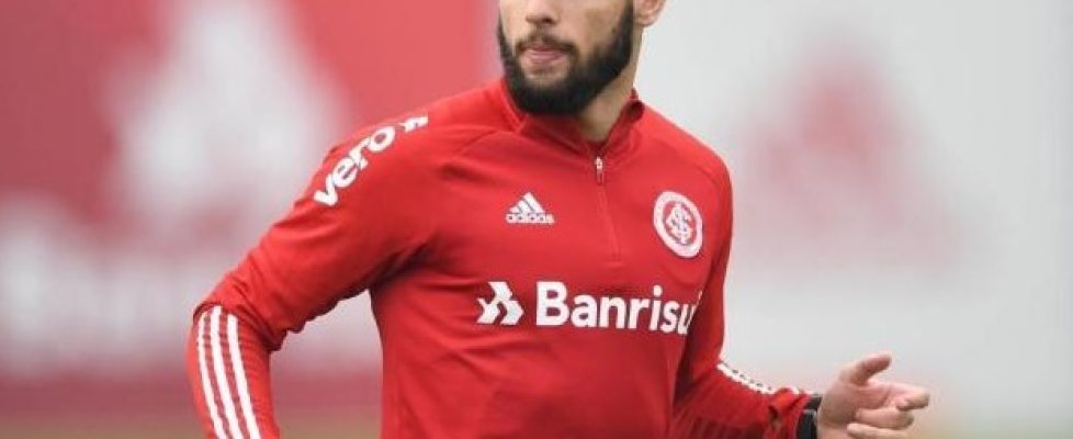 Зенит се намира на финалната фаза в преговорите за нападателя Юри Алберто bet365