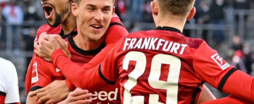 Айнтрахт (Франкфурт) победи с 3:2 при визитата си на Щутгарт bet365